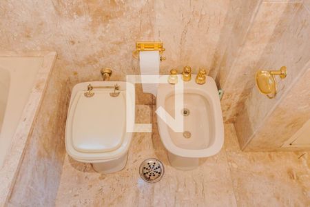 Apartamento à venda com 170m², 3 quartos e 2 vagasBanheiro da Suíte