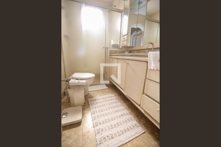 Apartamento para alugar com 477m², 4 quartos e 5 vagasBanheiro da Suíte 1