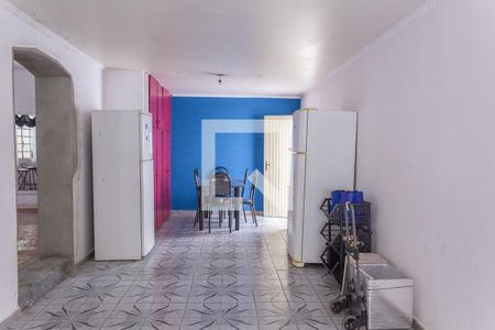 Casa à venda com 233m², 2 quartos e 4 vagas