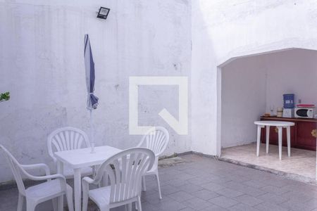 Casa à venda com 233m², 2 quartos e 4 vagas