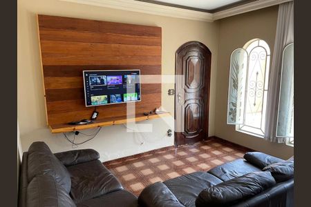 Casa à venda com 3 quartos, 300m² em Vila Scarpelli, Santo André