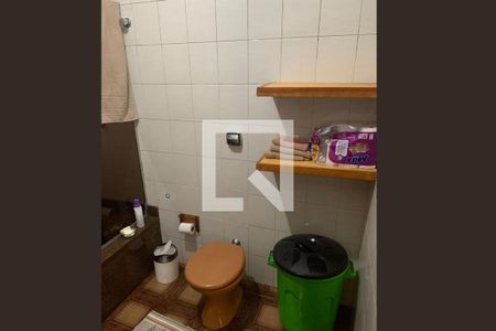 Casa à venda com 3 quartos, 300m² em Vila Scarpelli, Santo André