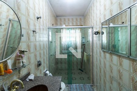 Casa à venda com 230m², 2 quartos e 2 vagasBanheiro