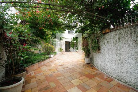 Apartamento para alugar com 59m², 2 quartos e sem vaga Apartamento para alugar com 59m², 2 quartos e sem vagaÁrea Comum - Jardim