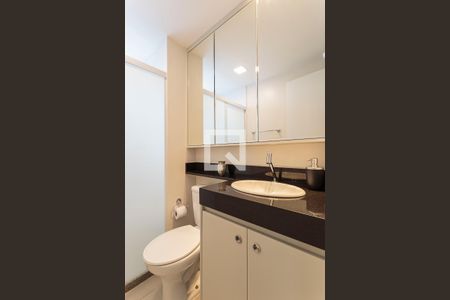 Studio para alugar com 28m², 1 quarto e sem vaga Studio para alugar com 28m², 1 quarto e sem vagaBanheiro