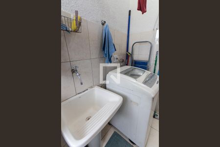 Casa de condomínio à venda com 157m², 2 quartos e 2 vagas Casa de condomínio à venda com 157m², 2 quartos e 2 vagasÁrea de Serviço