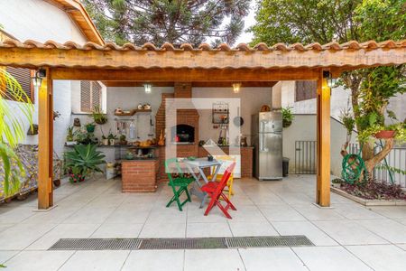 Casa à venda com 4 quartos, 386m² em Vila Monumento, São Paulo