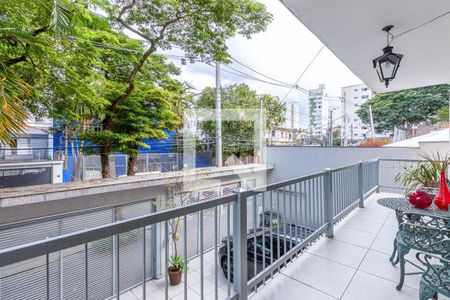 Casa à venda com 4 quartos, 386m² em Vila Monumento, São Paulo