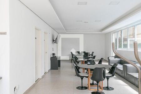 Apartamento à venda com 2 quartos, 87m² em Vila Brasilio Machado, São Paulo