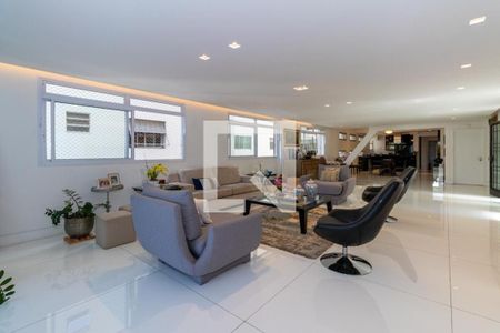 Apartamento à venda com 330m², 3 quartos e 3 vagas