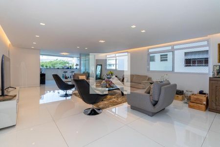 Apartamento à venda com 330m², 3 quartos e 3 vagas