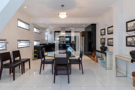 Apartamento à venda com 330m², 3 quartos e 3 vagas