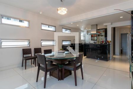 Apartamento à venda com 330m², 3 quartos e 3 vagas