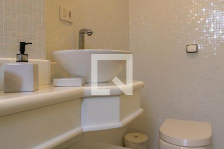 Apartamento para alugar com 360m², 5 quartos e 2 vagasBanheiro da Suíte 3