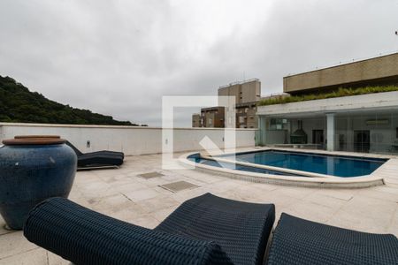 Apartamento para alugar com 360m², 5 quartos e 2 vagasPiscina