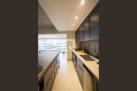 Apartamento à venda com 102m², 2 quartos e 2 vagasCozinha