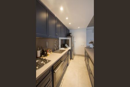 Apartamento à venda com 102m², 2 quartos e 2 vagasCozinha