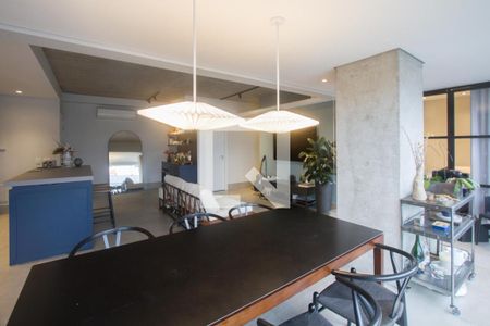 Apartamento à venda com 102m², 2 quartos e 2 vagasSala