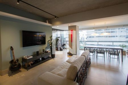 Apartamento à venda com 102m², 2 quartos e 2 vagasSala
