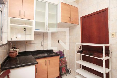 Apartamento à venda com 78m², 2 quartos e sem vagaCozinha + Área de Serviço