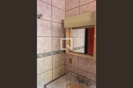 Casa de condomínio para alugar com 1600m², 3 quartos e 2 vagas Casa de condomínio para alugar com 1600m², 3 quartos e 2 vagasBANHEIRO DA SUITE 3