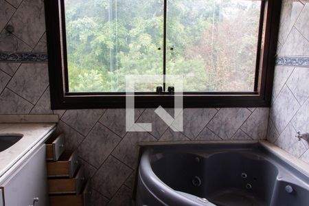 Casa de condomínio para alugar com 1600m², 3 quartos e 2 vagas Casa de condomínio para alugar com 1600m², 3 quartos e 2 vagasBANHEIRO DA SUITE 2