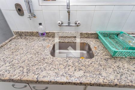 Apartamento para alugar com 62m², 2 quartos e 1 vagaCozinha 