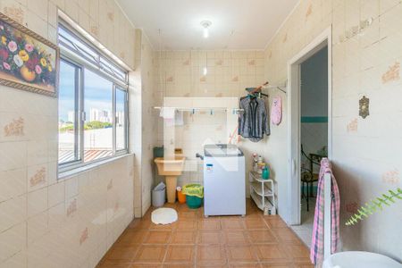 Casa à venda com 210m², 2 quartos e 2 vagas