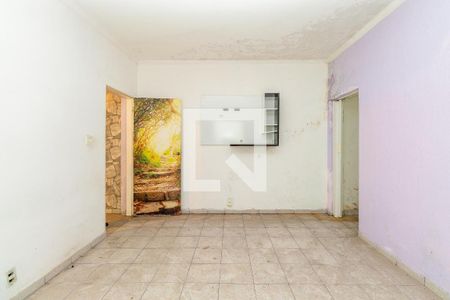 Casa à venda com 210m², 2 quartos e 2 vagas