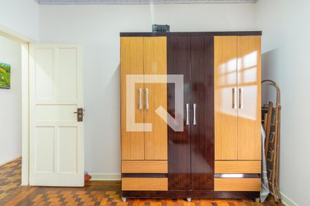 Casa à venda com 210m², 2 quartos e 2 vagas