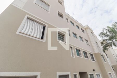 Apartamento para alugar com 54m², 2 quartos e 1 vagaFachada