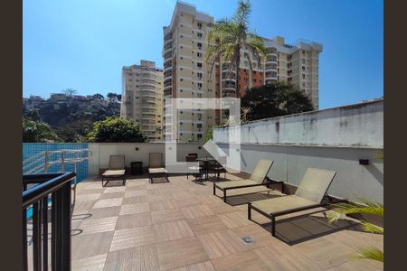 Apartamento à venda com 75m², 3 quartos e 1 vaga Apartamento à venda com 75m², 3 quartos e 1 vagaÁrea comum - Piscina