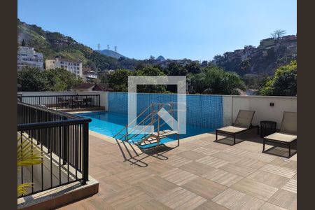 Apartamento à venda com 75m², 3 quartos e 1 vaga Apartamento à venda com 75m², 3 quartos e 1 vagaÁrea comum - Piscina