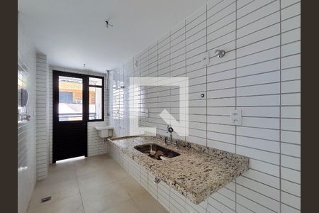 Apartamento à venda com 75m², 3 quartos e 1 vaga Apartamento à venda com 75m², 3 quartos e 1 vagaCozinha e Área de Serviço