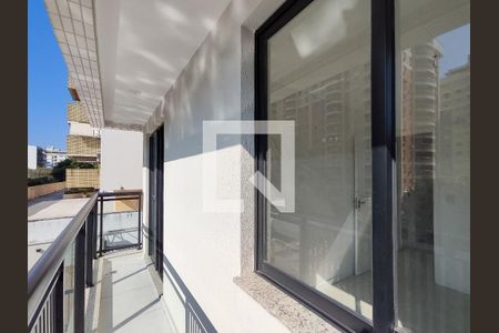 Apartamento à venda com 75m², 3 quartos e 1 vaga Apartamento à venda com 75m², 3 quartos e 1 vagaVaranda da Suíte