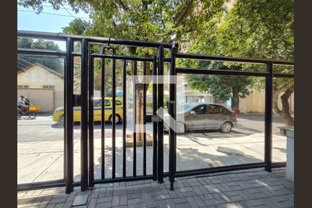 Apartamento à venda com 75m², 3 quartos e 1 vaga Apartamento à venda com 75m², 3 quartos e 1 vagaFachada e portaria