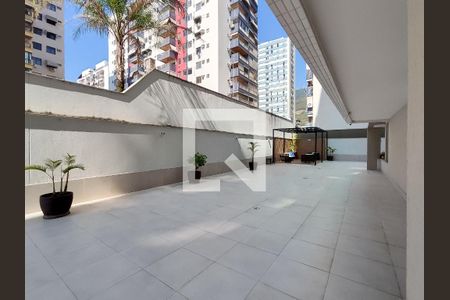 Apartamento à venda com 75m², 3 quartos e 1 vaga Apartamento à venda com 75m², 3 quartos e 1 vagaÁrea comum - Playground