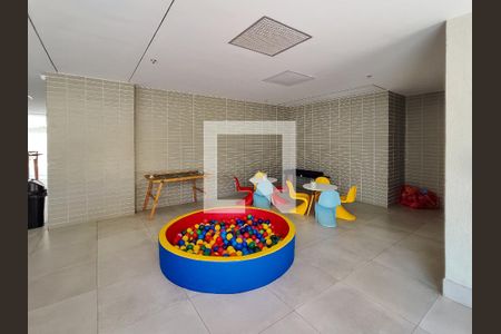 Apartamento à venda com 75m², 3 quartos e 1 vagaÁrea comum - Playground