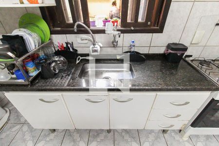 Casa à venda com 105m², 3 quartos e 2 vagas Casa à venda com 105m², 3 quartos e 2 vagasCozinha