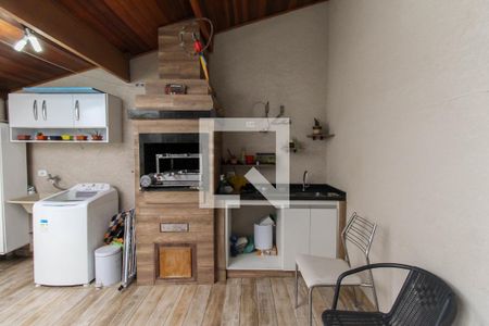 Casa à venda com 105m², 3 quartos e 2 vagas Casa à venda com 105m², 3 quartos e 2 vagasÁrea de Serviço - Churrasqueira