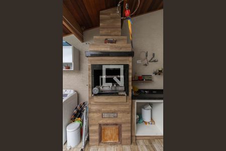 Casa à venda com 105m², 3 quartos e 2 vagas Casa à venda com 105m², 3 quartos e 2 vagasÁrea de Serviço - Churrasqueira