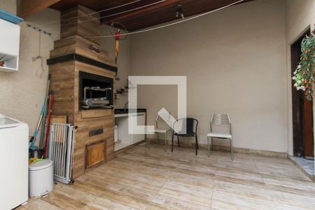 Casa à venda com 105m², 3 quartos e 2 vagas Casa à venda com 105m², 3 quartos e 2 vagasÁrea de Serviço - Churrasqueira