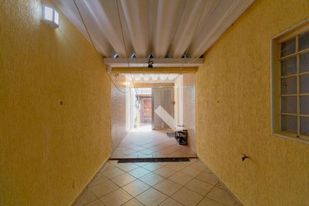 Casa à venda com 285m², 3 quartos e 6 vagas Casa à venda com 285m², 3 quartos e 6 vagasCorredor