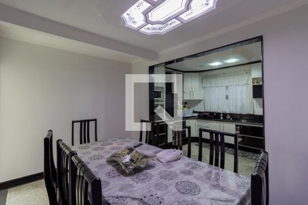 Casa à venda com 285m², 3 quartos e 6 vagas Casa à venda com 285m², 3 quartos e 6 vagasCozinha