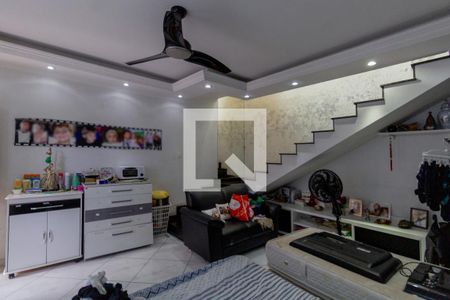 Casa à venda com 285m², 3 quartos e 6 vagas Casa à venda com 285m², 3 quartos e 6 vagasSalão