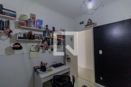 Casa à venda com 285m², 3 quartos e 6 vagas Casa à venda com 285m², 3 quartos e 6 vagasQuarto 2