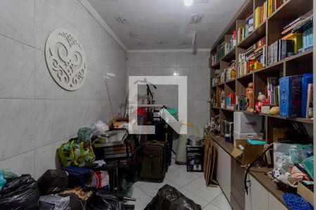 Casa à venda com 285m², 3 quartos e 6 vagas Casa à venda com 285m², 3 quartos e 6 vagasQuarto de Serviço