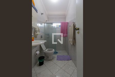 Casa à venda com 285m², 3 quartos e 6 vagas Casa à venda com 285m², 3 quartos e 6 vagasBanheiro