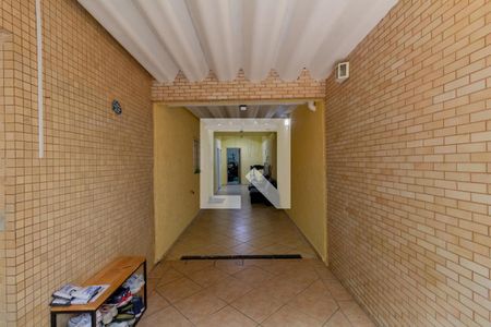 Casa à venda com 285m², 3 quartos e 6 vagas Casa à venda com 285m², 3 quartos e 6 vagasCorredor