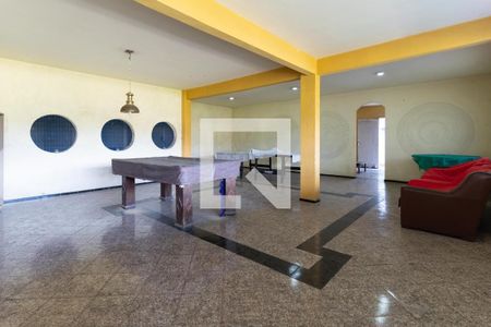 Casa de condomínio à venda com 380m², 5 quartos e 2 vagas